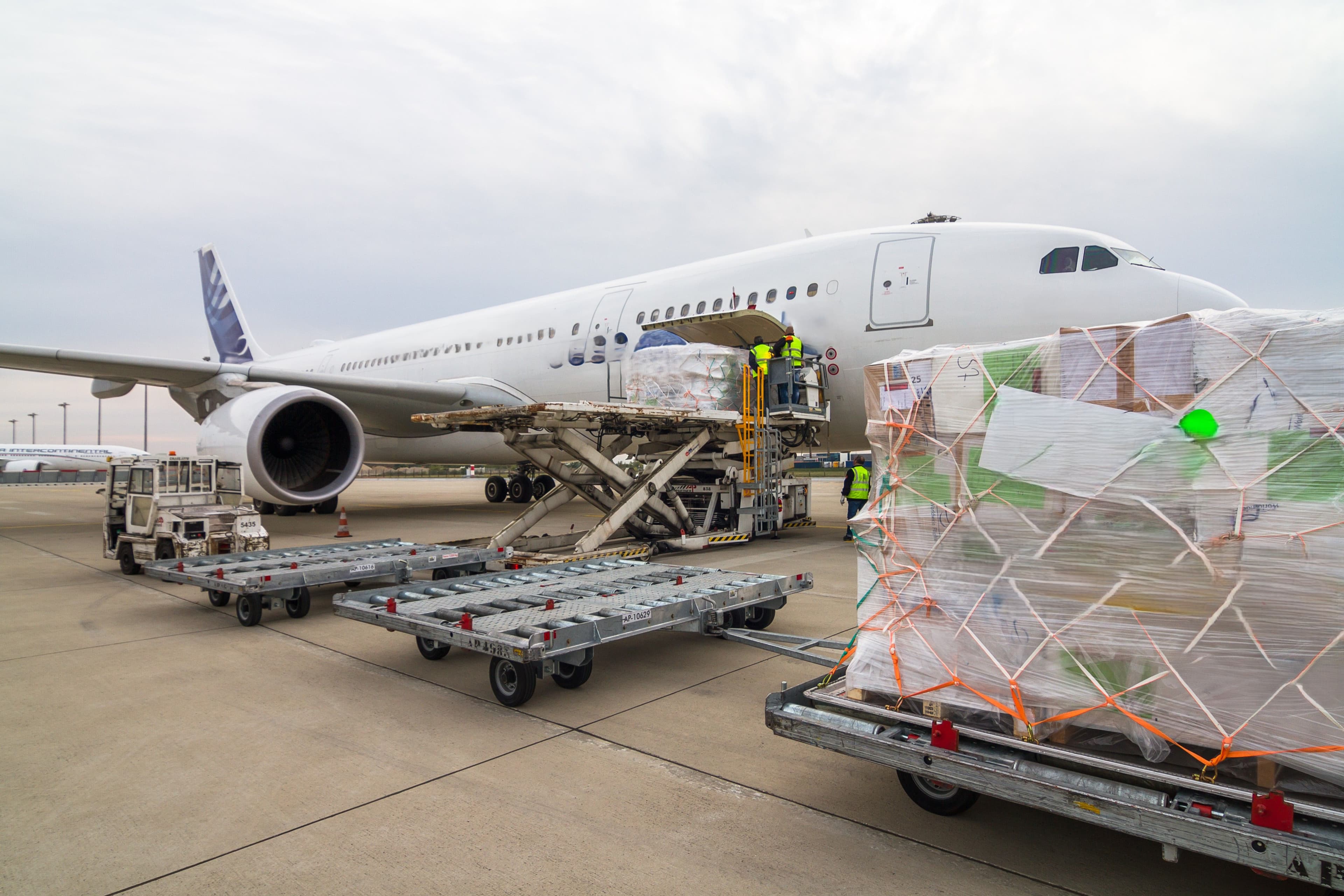 logistique Liban, transport humanitaire, fret aérien Liban, fret maritime Liban, transport routier Liban, supply chain humanitaire, transport urgent, BIOPORT